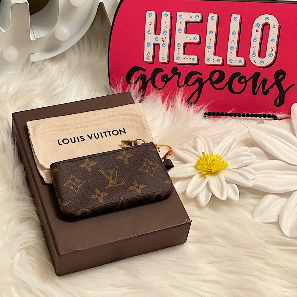 Louis Vuitton Key pouch MONOGRAM almost brand new